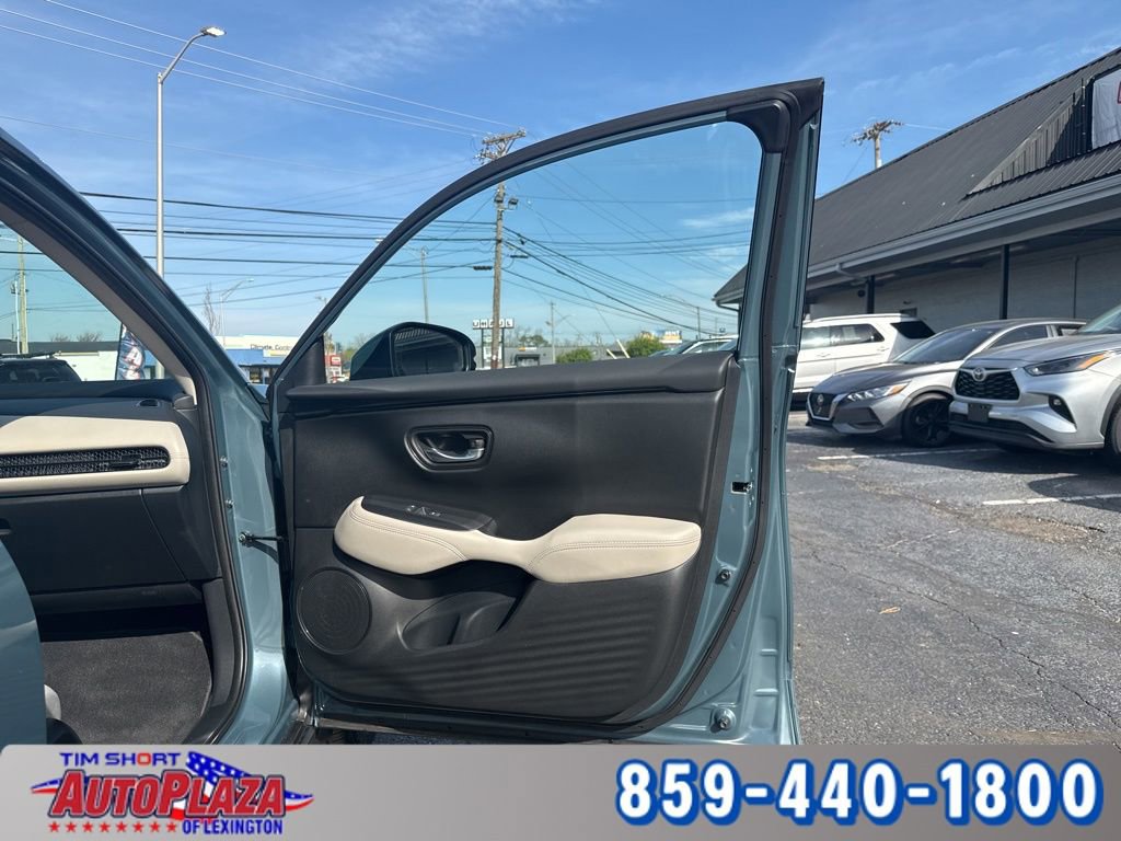 Used 2025 Honda HR-V LX image 26