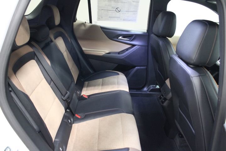 New 2026 Chevrolet Equinox ACTIV AWD/4WD image 28
