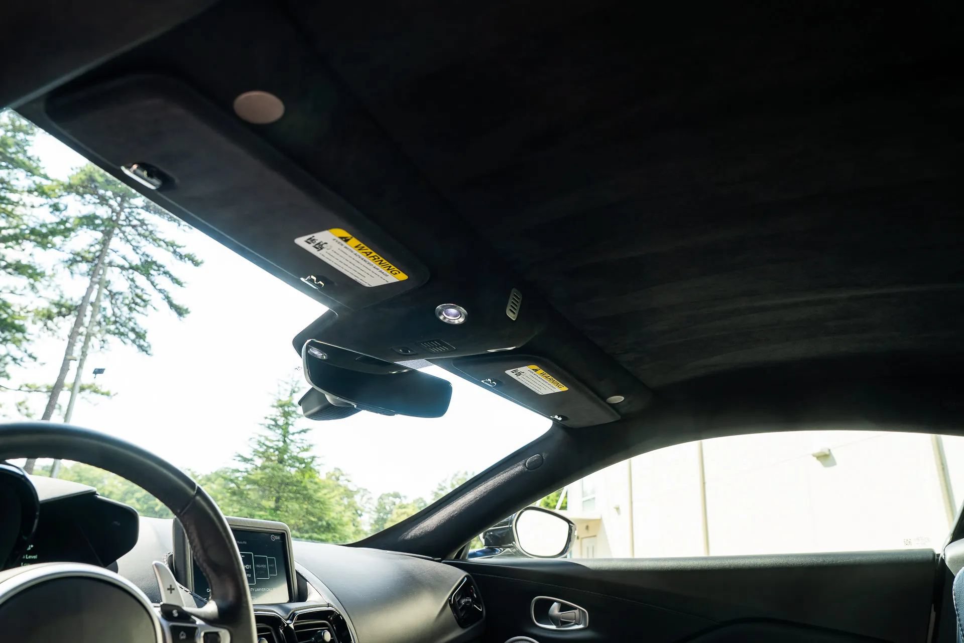 Used 2019 Aston Martin V8 Vantage Coupe RWD image 26