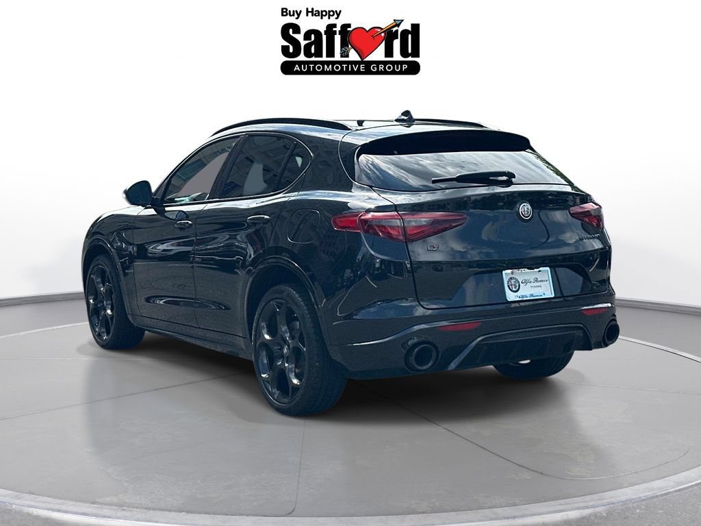Used 2023 Alfa Romeo Stelvio Estrema AWD/4WD image 6