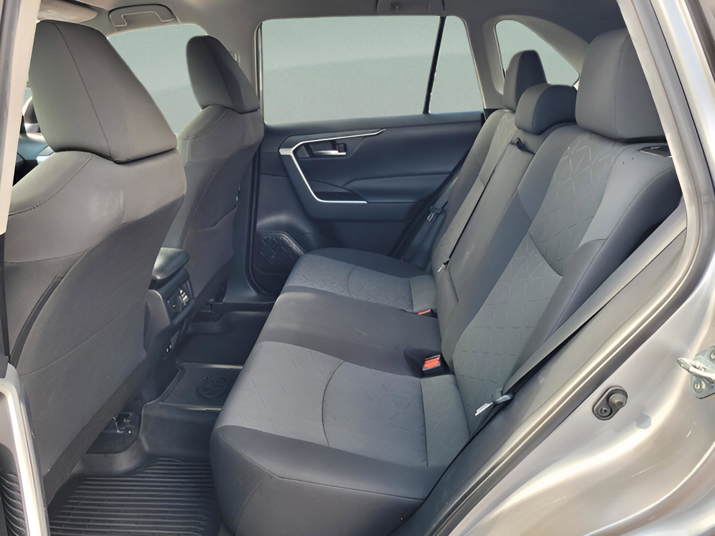 Certified 2021 Toyota RAV4 XLE image 14