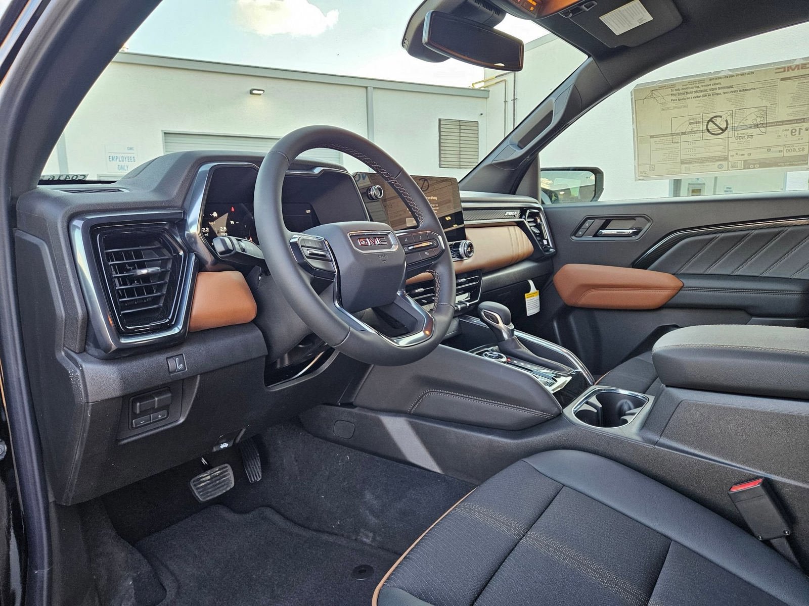 New 2026 GMC Canyon AT4 AWD/4WD image 10