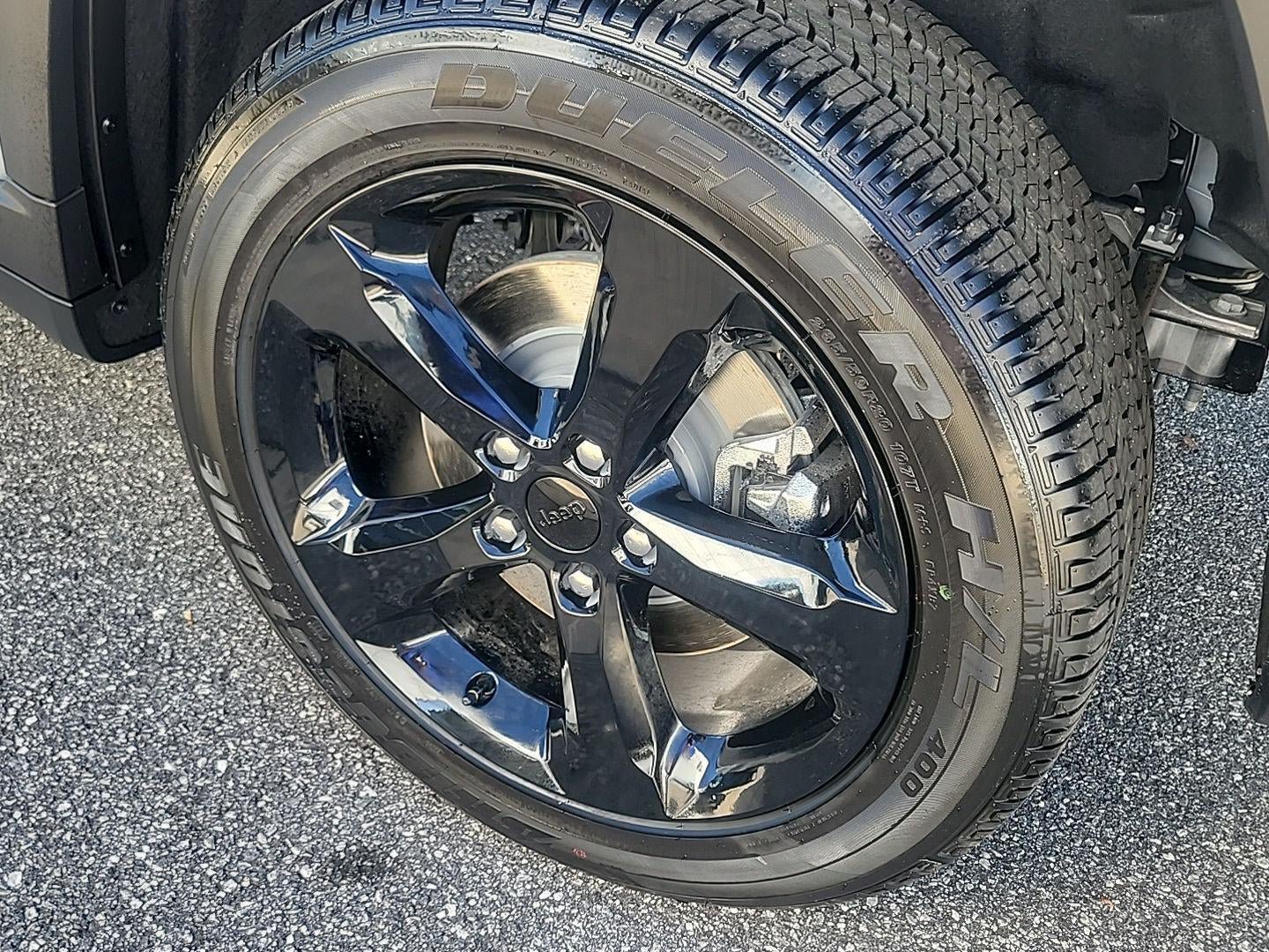 New 2025 Jeep Grand Cherokee L Altitude AWD/4WD image 6