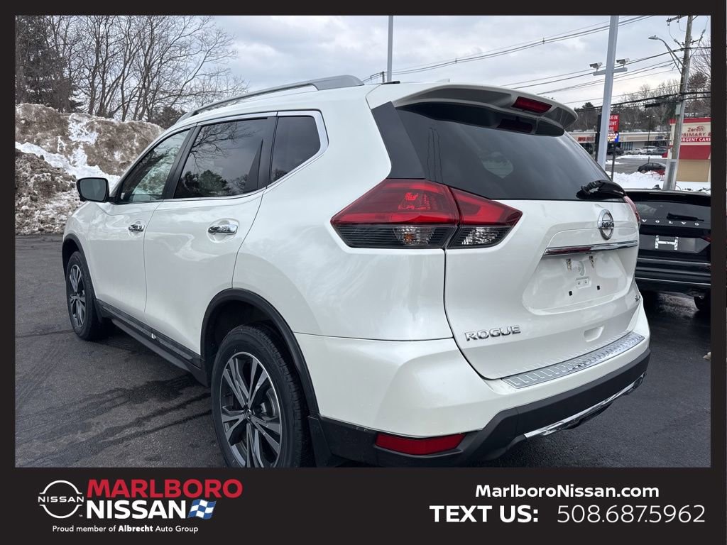 Certified 2018 Nissan Rogue SL w/ Premium Package image 5