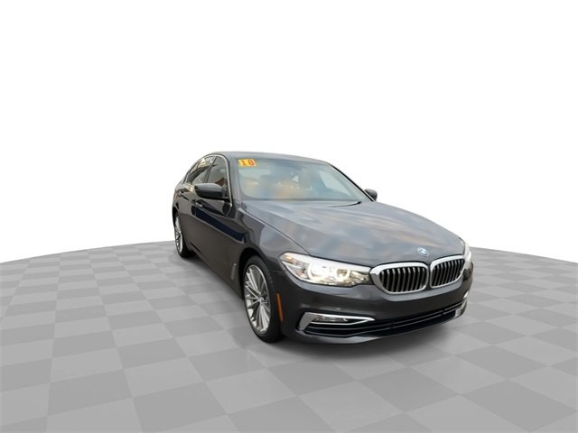 Used 2018 BMW 540i xDrive image 2