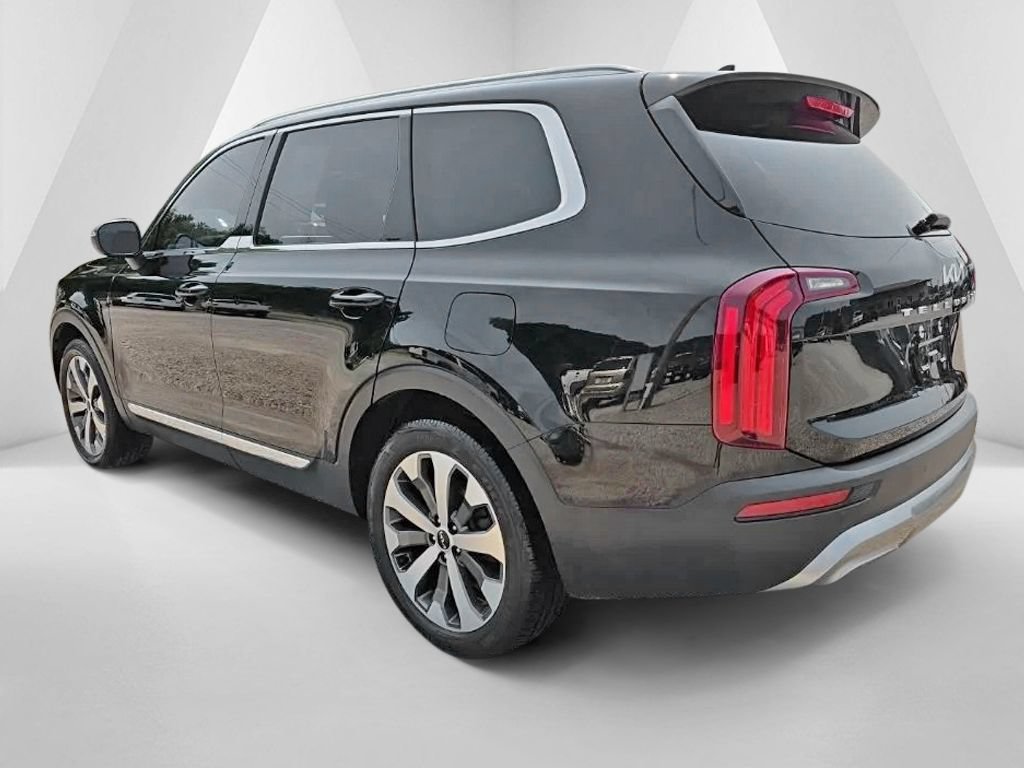 Used 2022 Kia Telluride EX w/ EX Premium Package FWD image 7