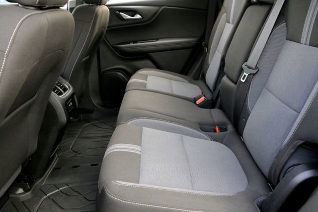 Used 2023 Chevrolet Blazer LT FWD image 24