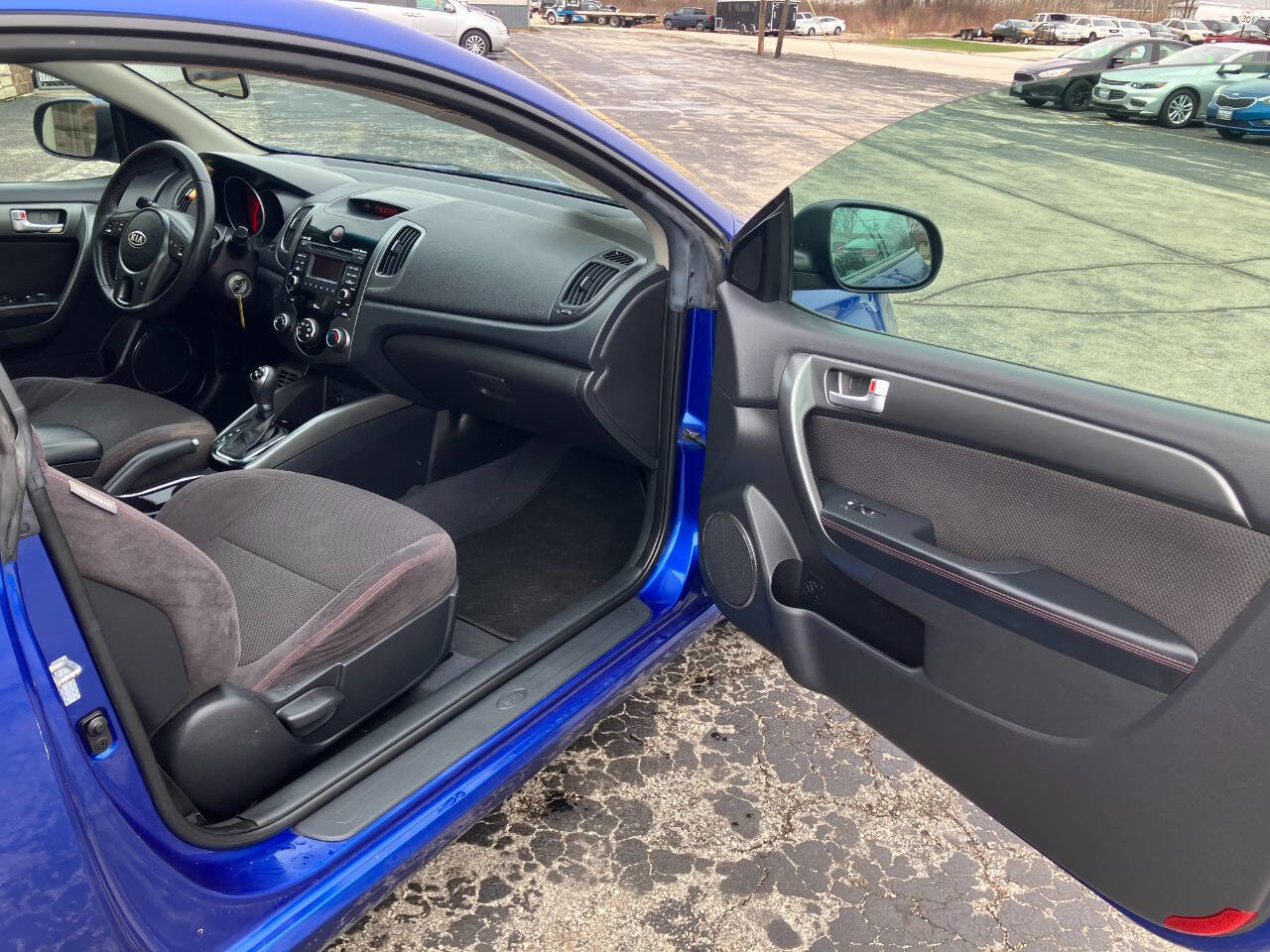 Used 2012 Kia Forte Koup SX FWD image 11