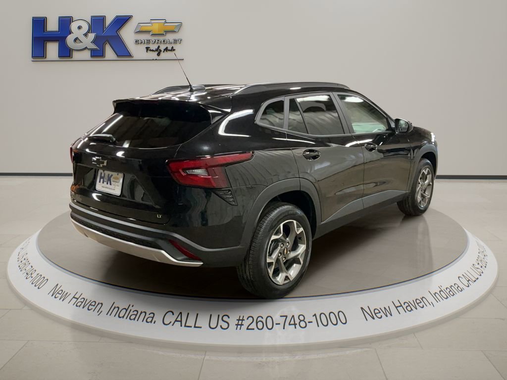New 2026 Chevrolet Trax LT image 6