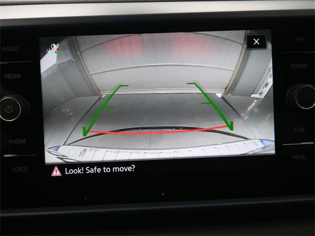 Certified 2023 Volkswagen Taos SE image 6