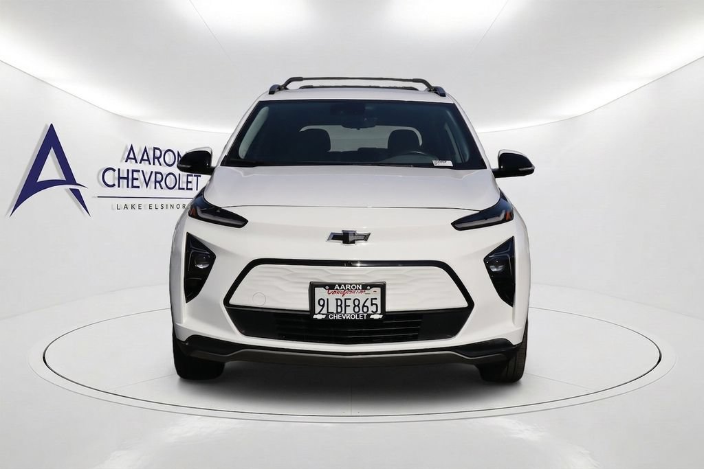 Used 2023 Chevrolet Bolt EUV Premier w/ Super Cruise Package FWD image 2