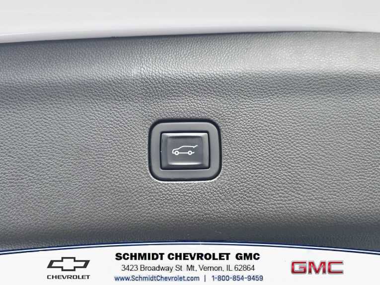 Used 2023 Buick Enclave Essence image 10