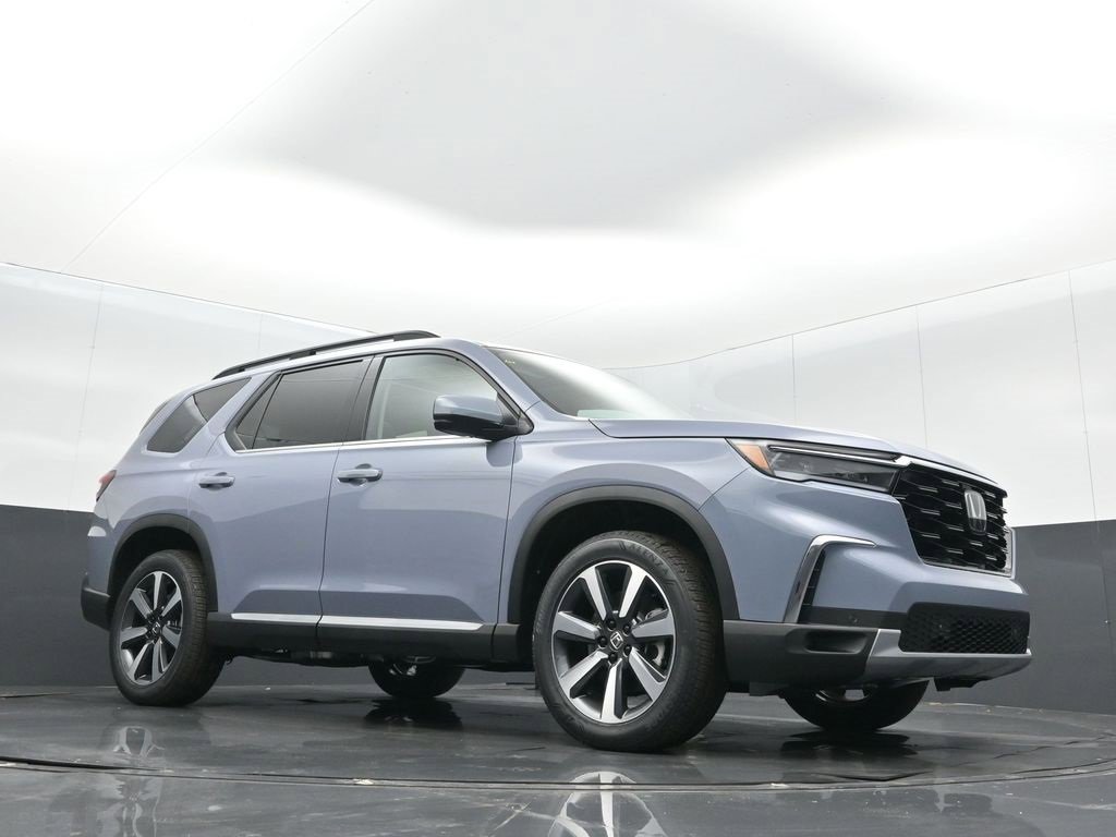 New 2025 Honda Pilot Touring image 26