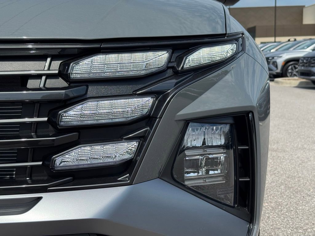 Used 2026 Hyundai Tucson SE image 8