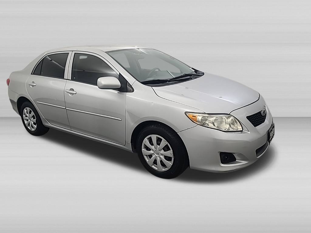Used 2010 Toyota Corolla LE FWD image 3
