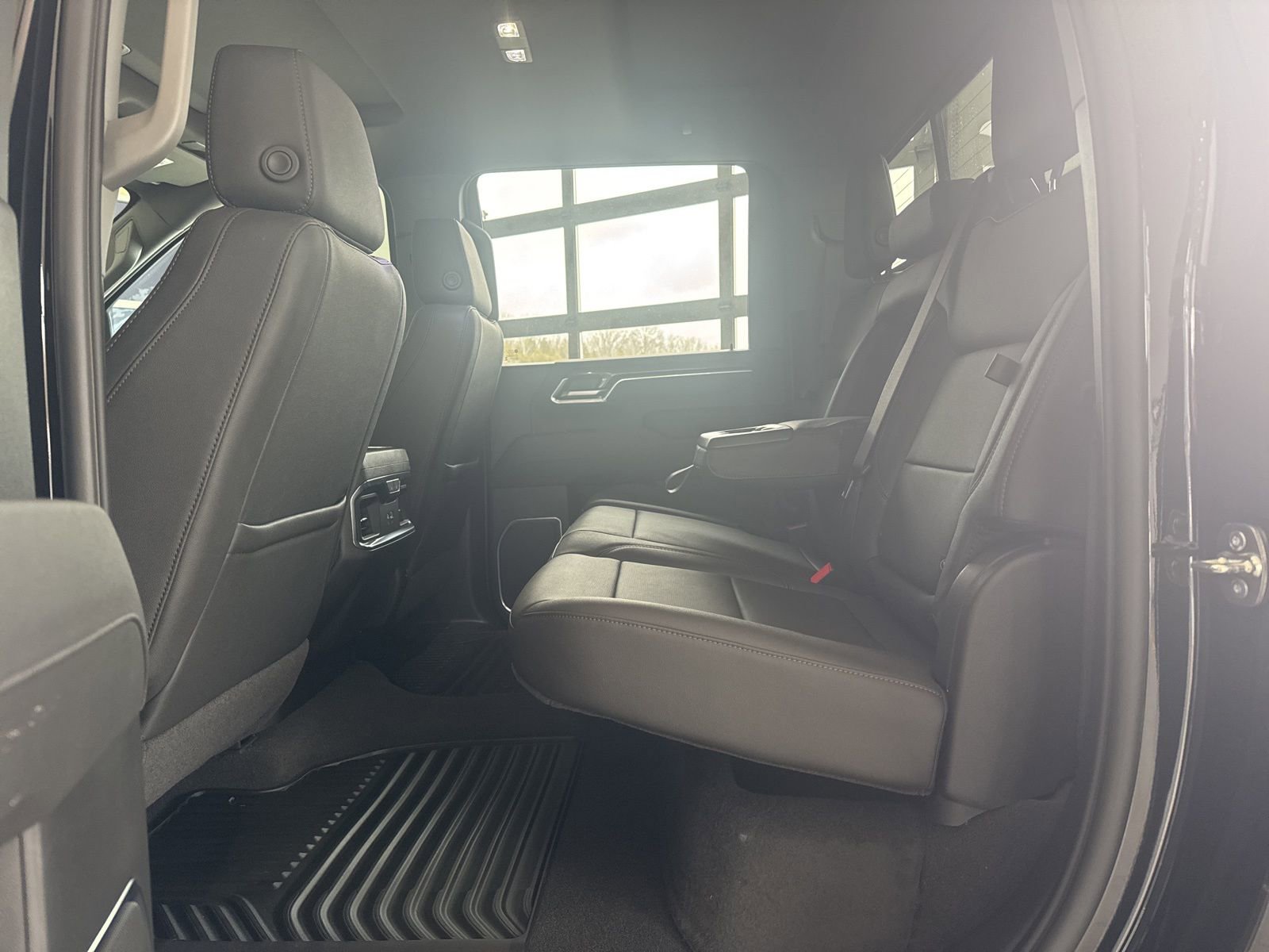 New 2026 Chevrolet Silverado 3500 LTZ w/ LTZ Convenience Package image 10