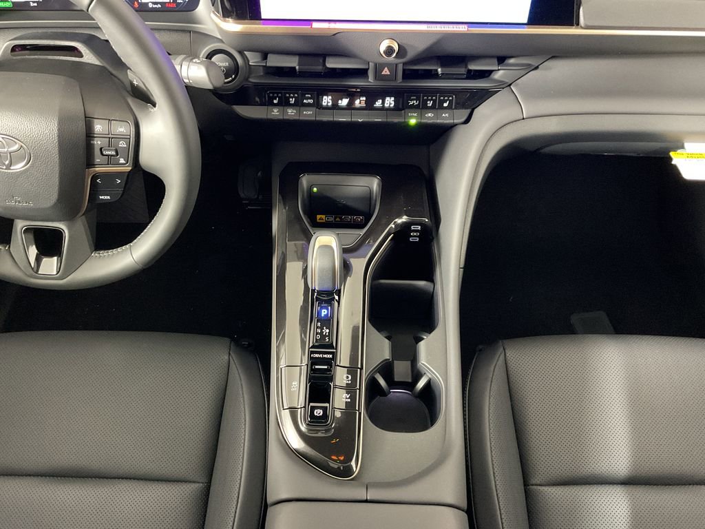 New 2026 Toyota Crown Signia image 12