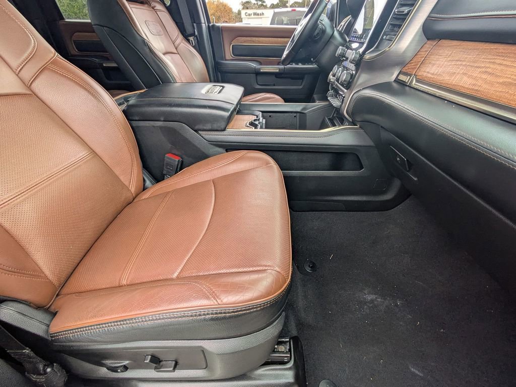 Used 2021 RAM 2500 Limited image 33