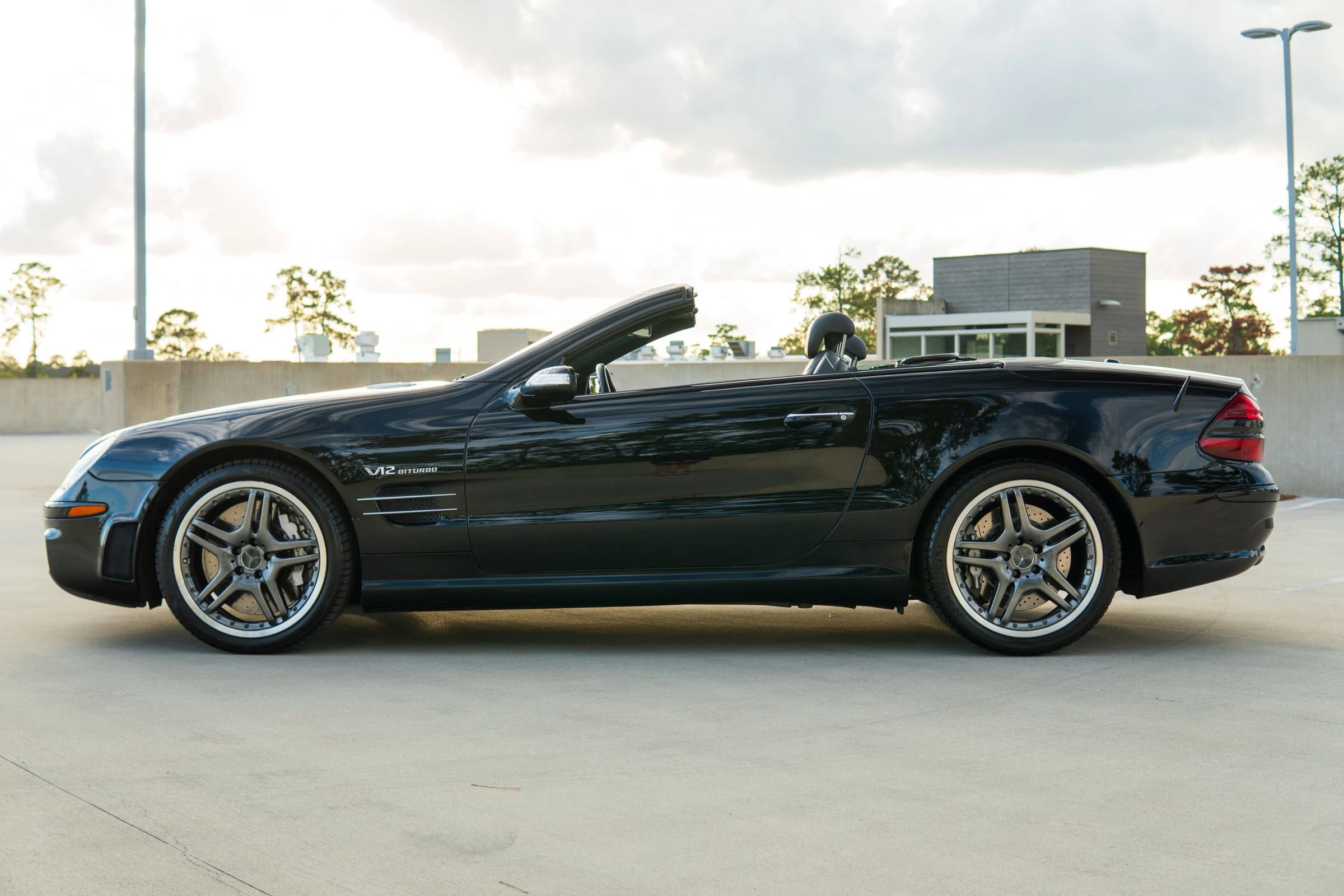 Used 2006 Mercedes-Benz SL 65 AMG image 31