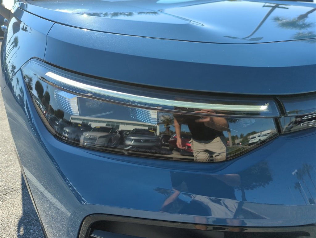 New 2026 Volkswagen Tiguan SE R-Line image 13