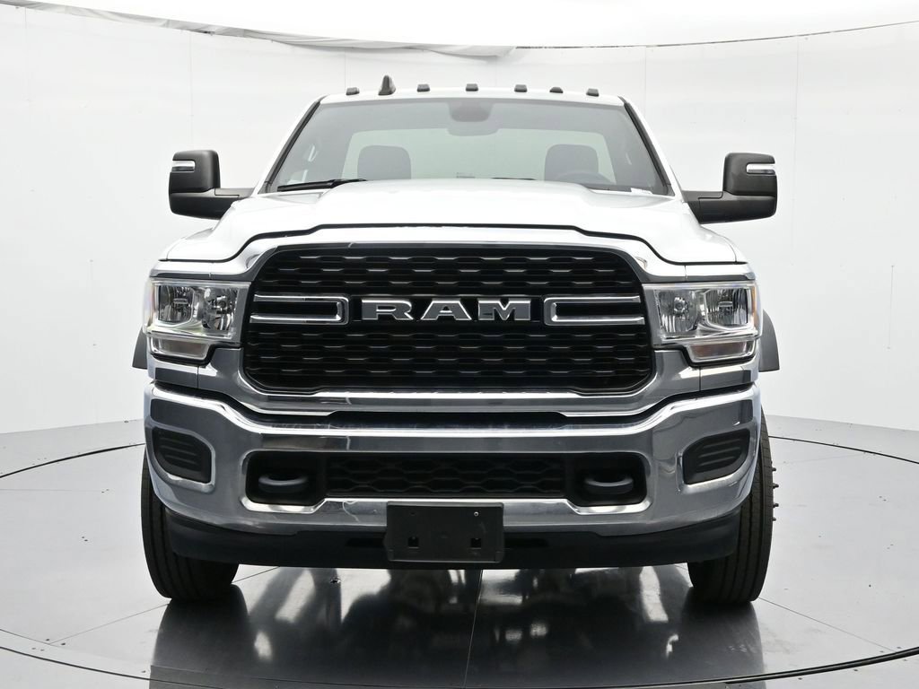 Used 2023 RAM 4500 SLT w/ Quick Order Package 2YG SLT RWD image 2