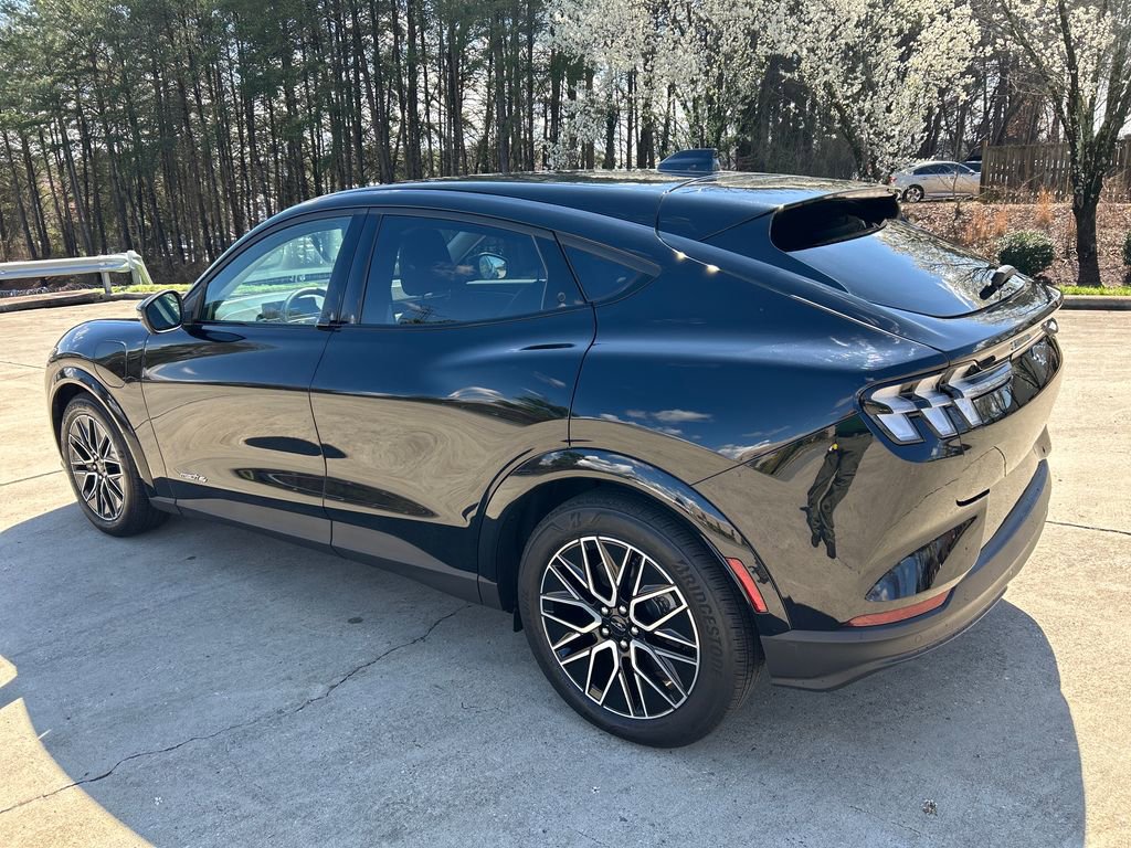 Used 2025 Ford Mustang Mach-E Premium image 3