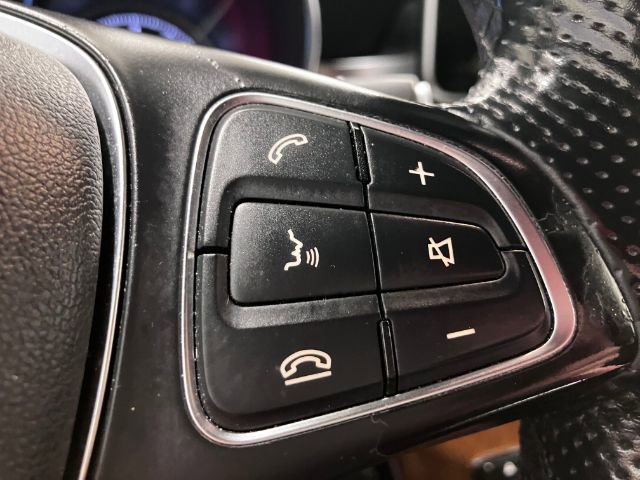 Used 2017 Mercedes-Benz GLC 300 4MATIC image 22