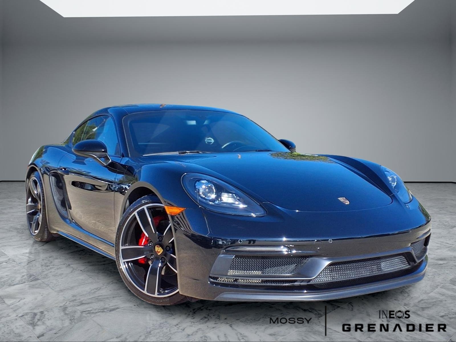 Used 2018 Porsche 718 Cayman GTS image 1