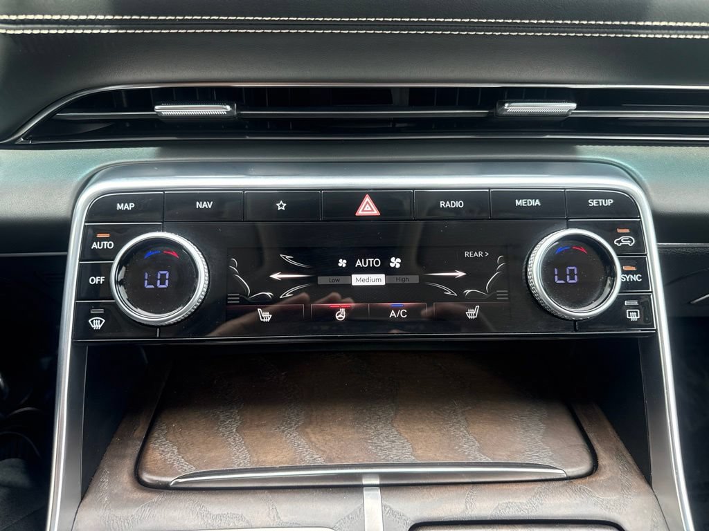 Certified 2024 Genesis GV80 2.5T AWD/4WD image 22