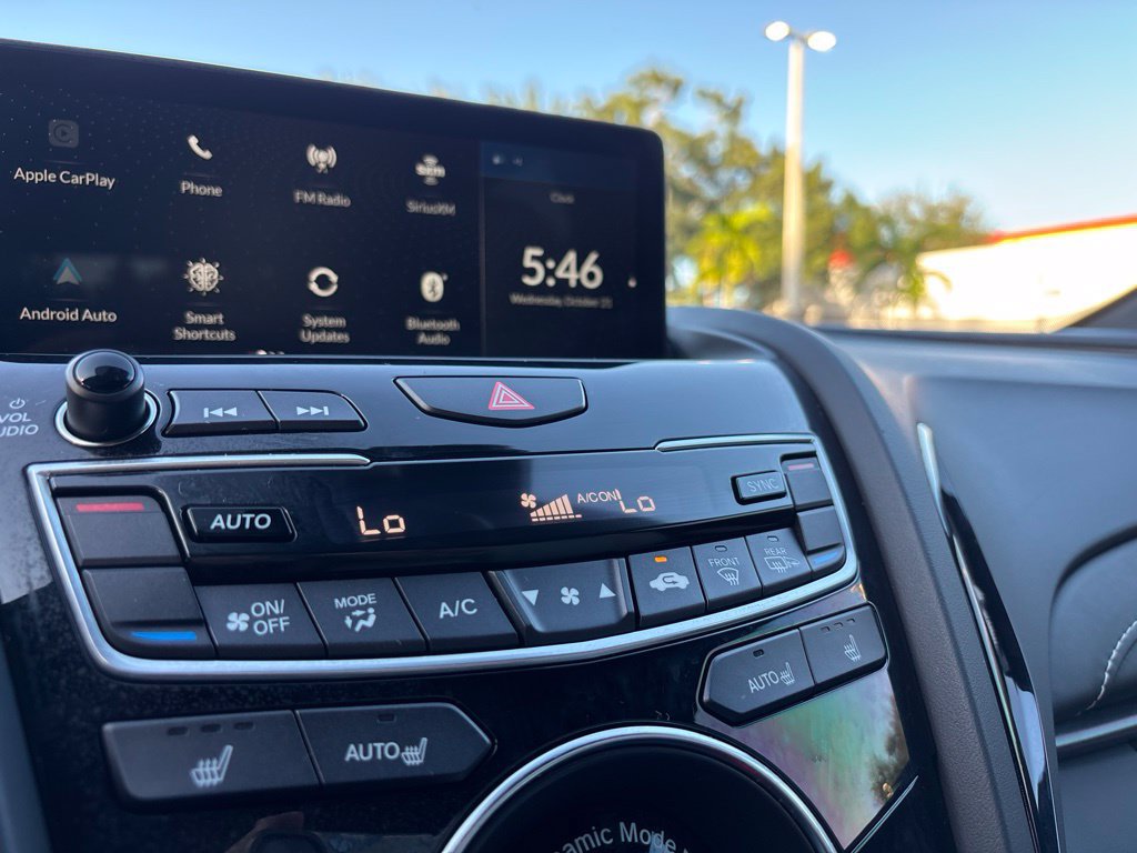 Used 2025 Acura RDX SH-AWD image 31