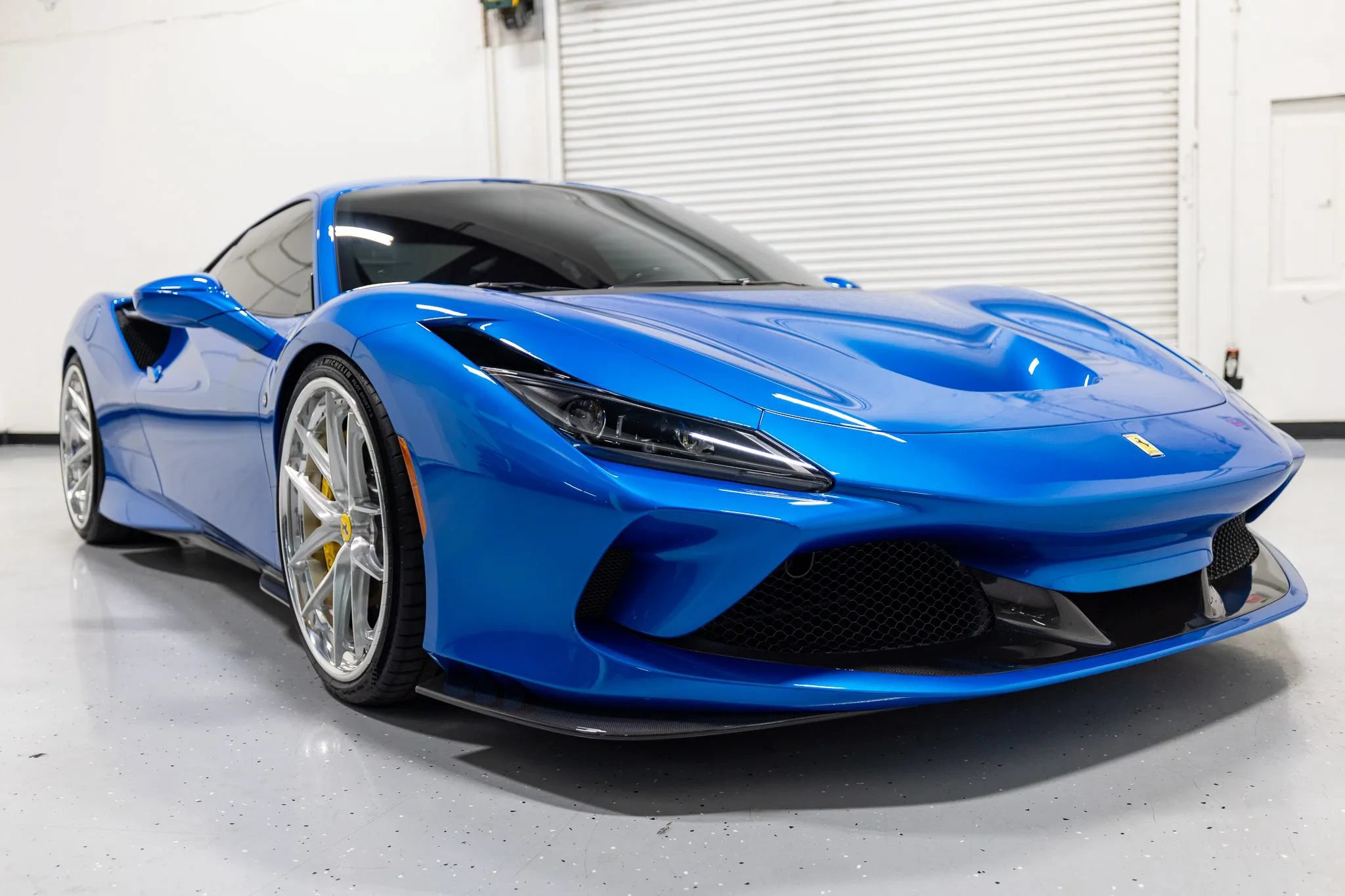 Used 2020 Ferrari F8 Tributo RWD image 33
