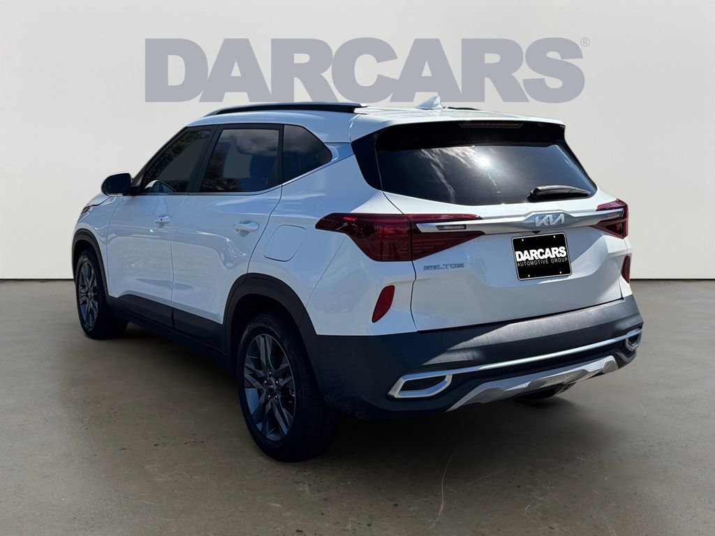 Used 2023 Kia Seltos S w/ Navigation Package FWD image 5