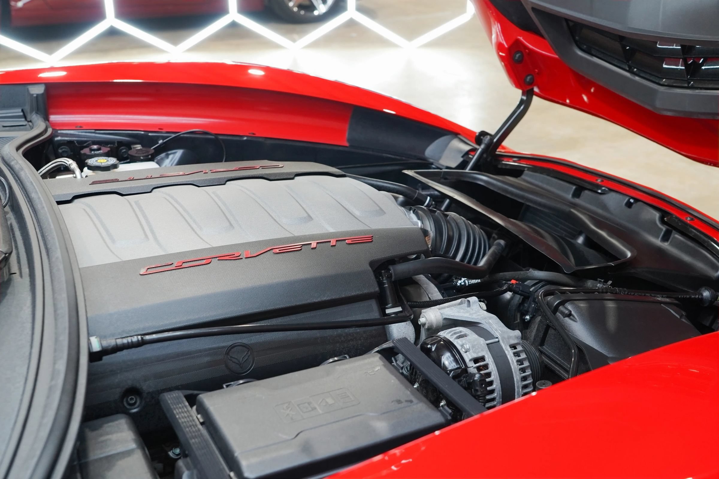 Used 2019 Chevrolet Corvette Stingray Coupe w/ Carbon Flash Badge Package RWD image 31