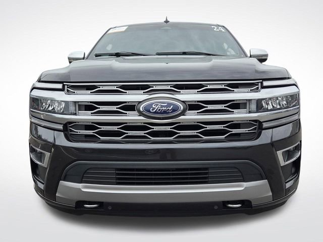 Certified 2024 Ford Expedition Platinum image 3
