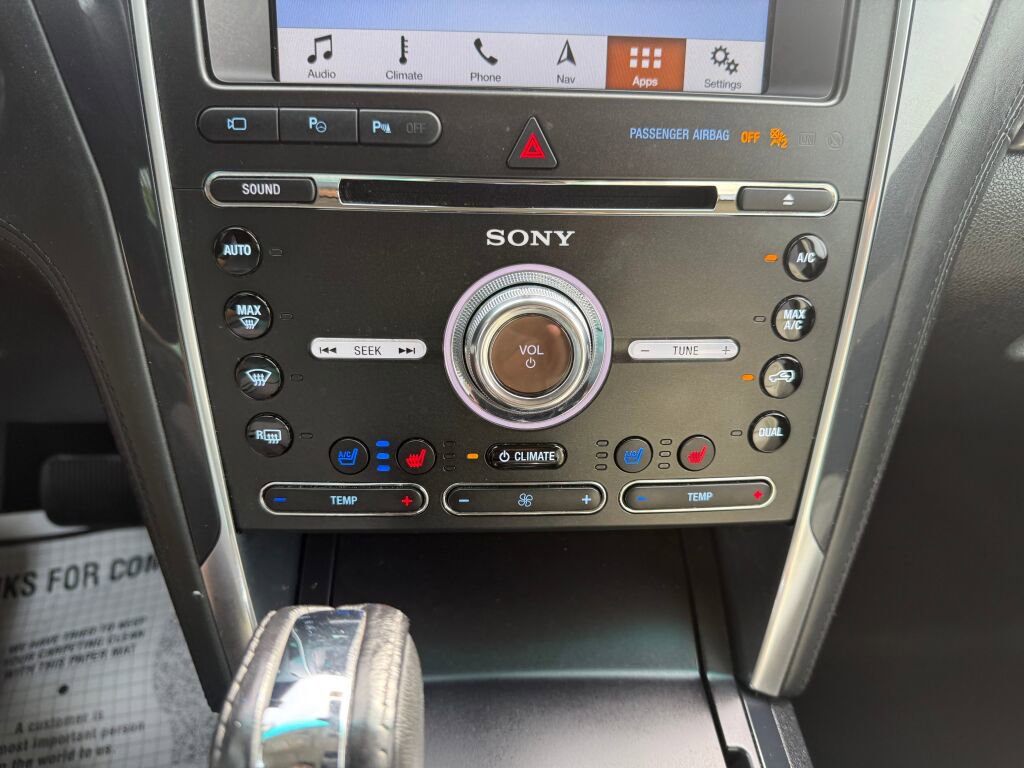 Used 2017 Ford Explorer Platinum image 22