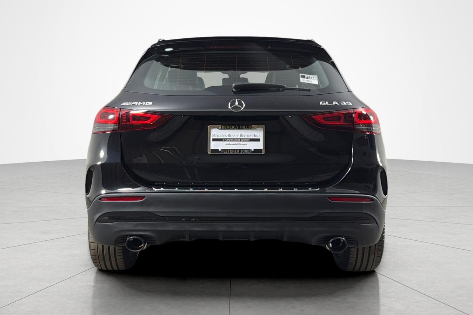 Used 2022 Mercedes-Benz GLA 35 AMG 4MATIC image 4