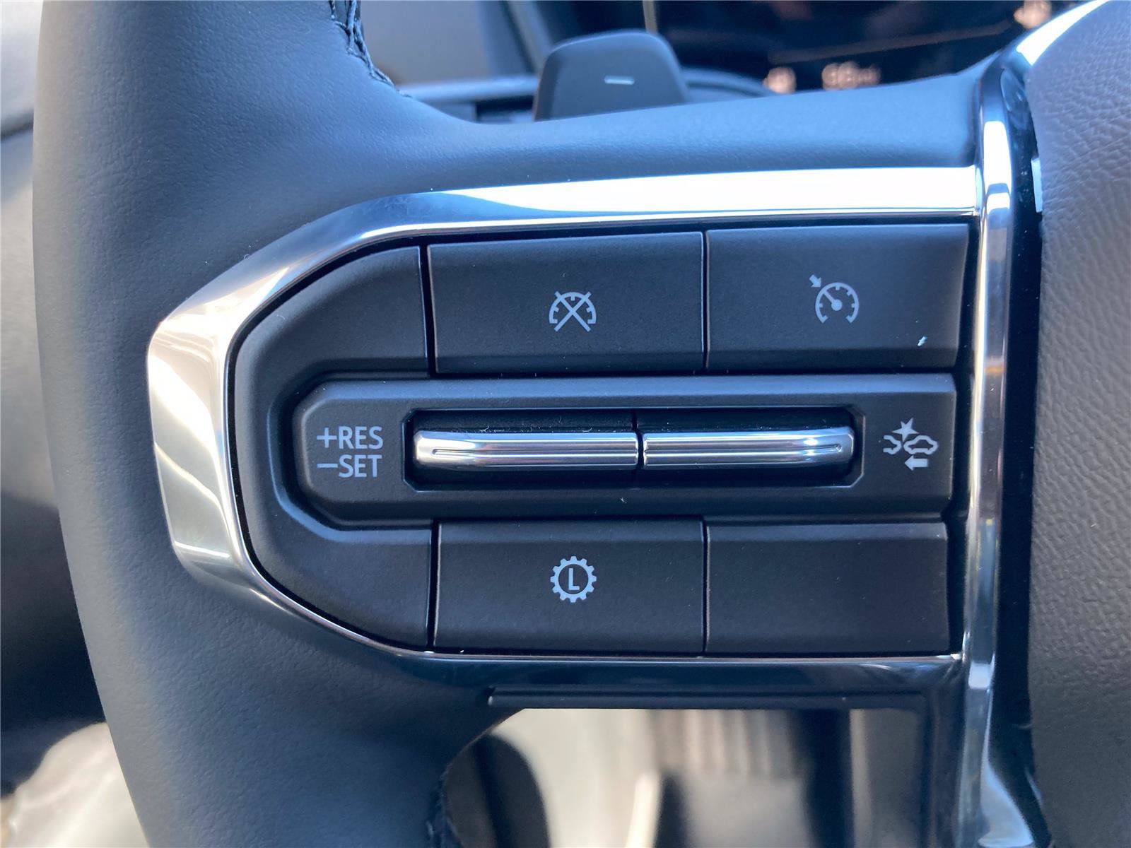 New 2026 GMC Terrain Elevation w/ Black Edition FWD image 18