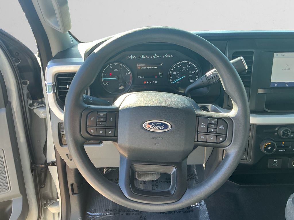 Used 2025 Ford F250 XLT w/ FX4 Off-Road Package AWD/4WD image 14