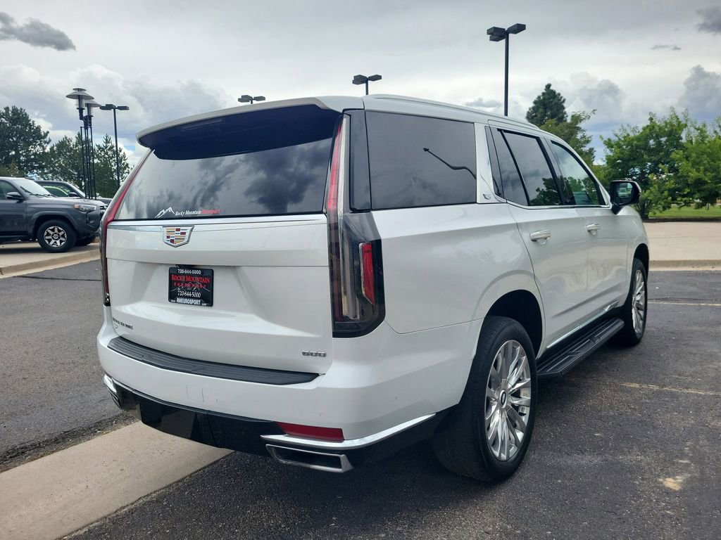 Used 2021 Cadillac Escalade Premium Luxury image 4