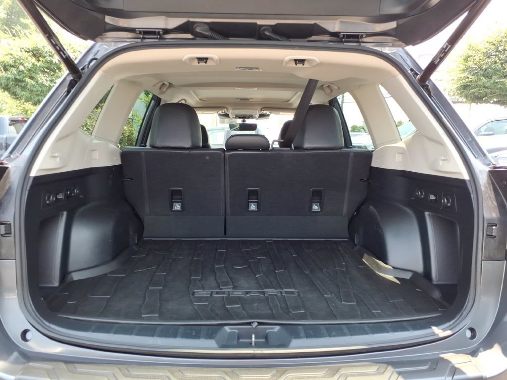 Used 2023 Subaru Forester Limited AWD/4WD image 21