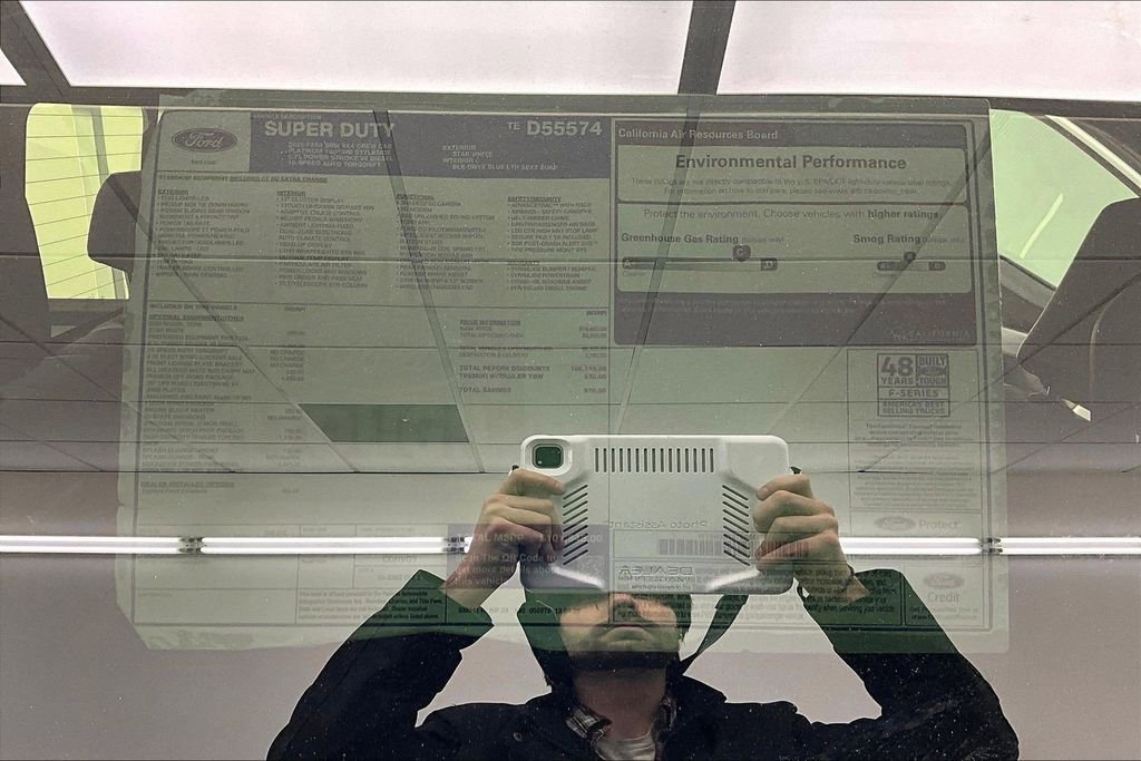 New 2026 Ford F250 Platinum w/ Tremor Off-Road Package image 14