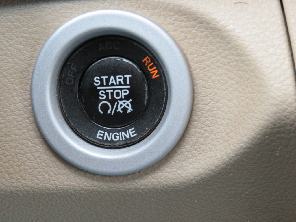 Used 2015 RAM 2500 Longhorn image 21