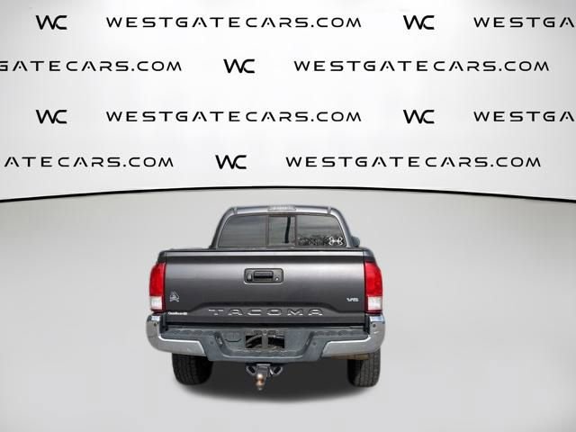Used 2017 Toyota Tacoma SR5 w/ Tow Package RWD image 17