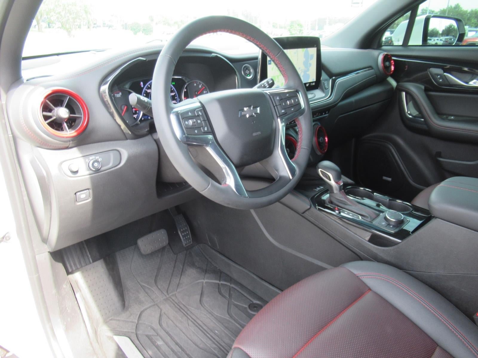 Used 2023 Chevrolet Blazer RS w/ Enhanced Convenience Package AWD/4WD image 17