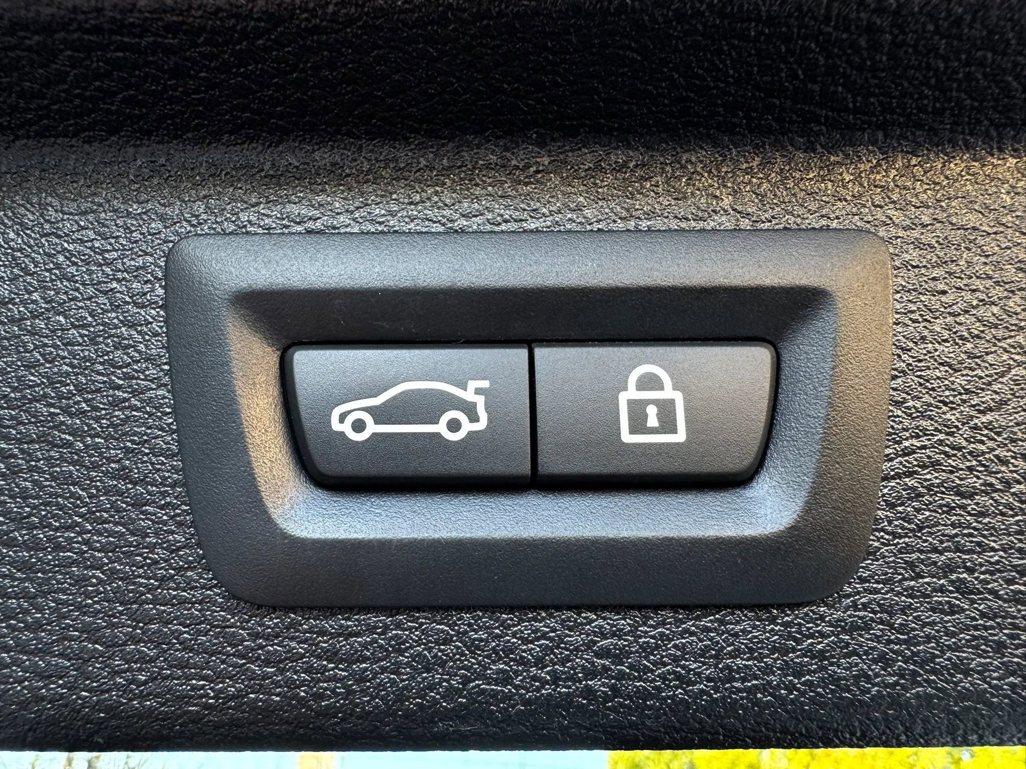 Used 2017 BMW X5 M image 36