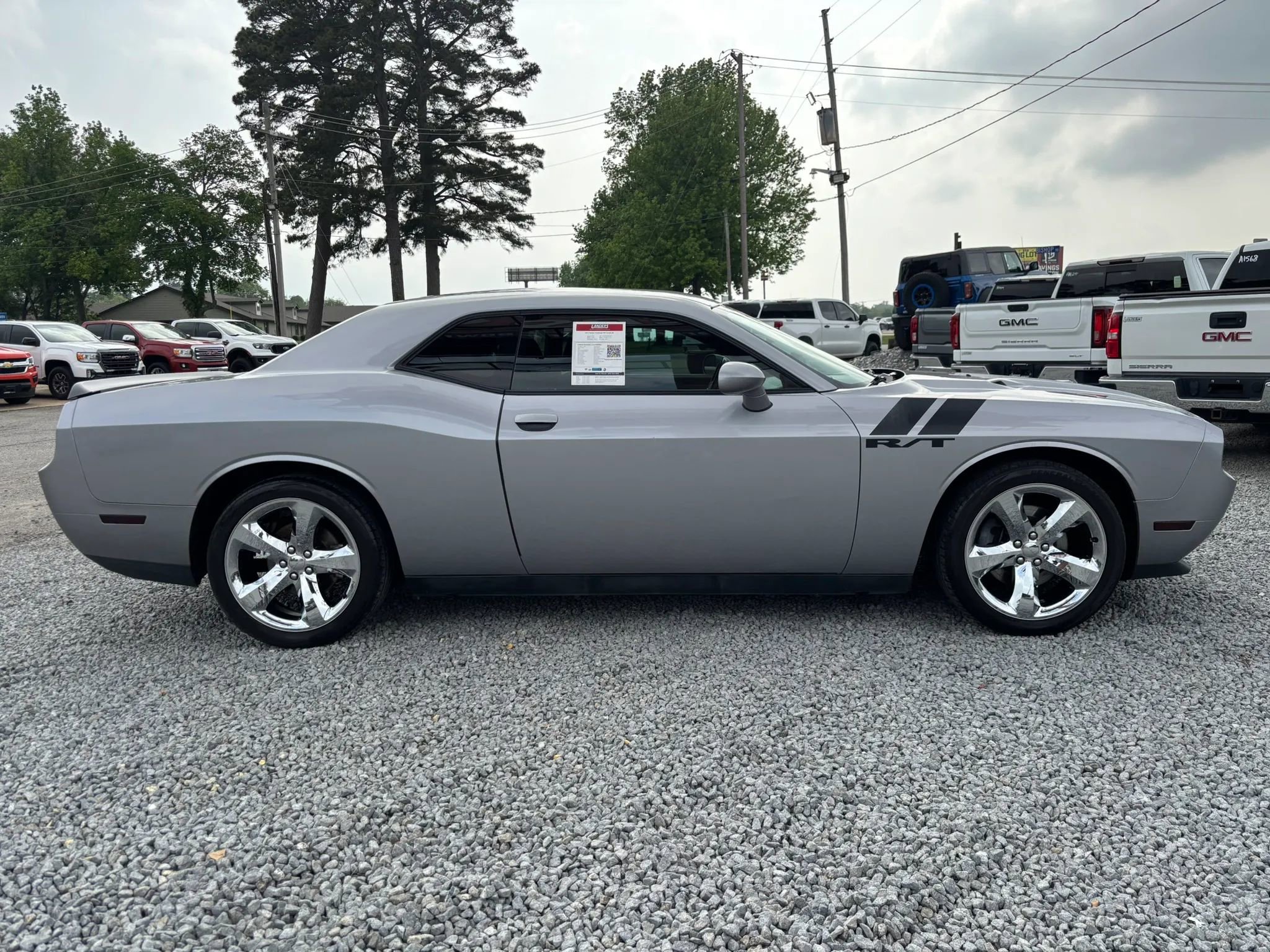 Used 2013 Dodge Challenger R/T RWD image 9