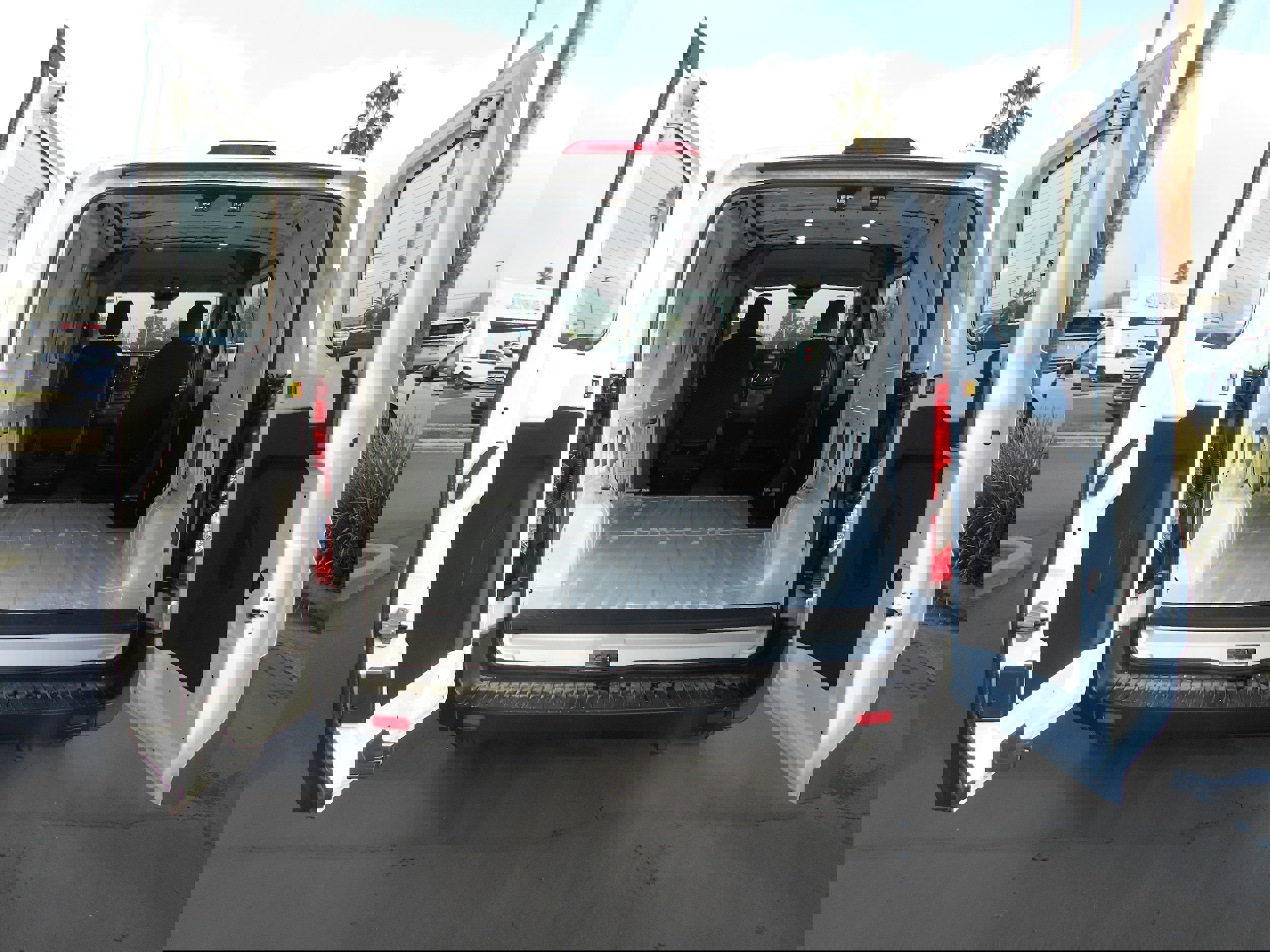 Used 2025 Ford Transit 250 Low Roof w/ Exterior Upgrade Package image 11