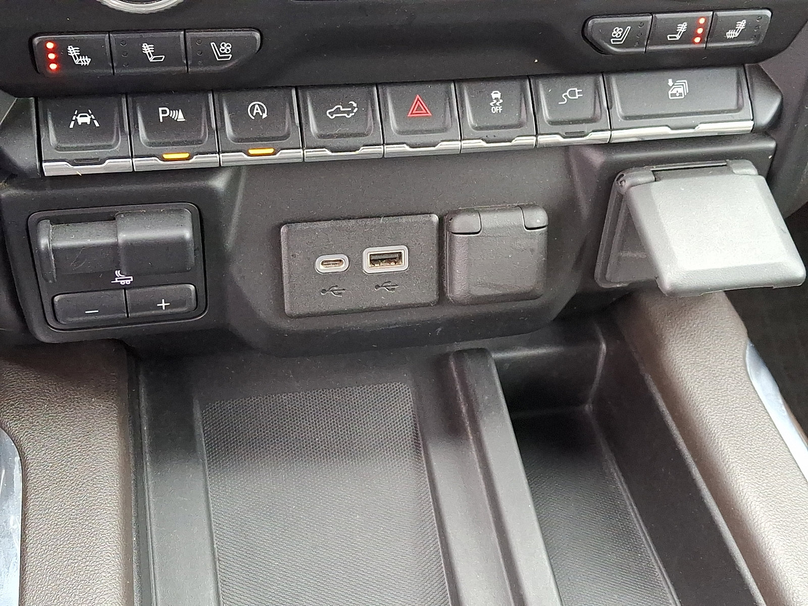 Used 2019 GMC Sierra 1500 SLT w/ SLT Premium Plus Package image 27