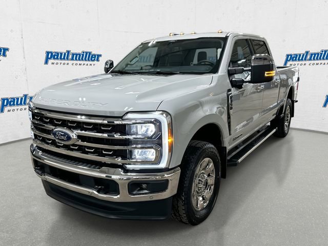 New 2026 Ford F350 Lariat w/ Lariat Premium Package