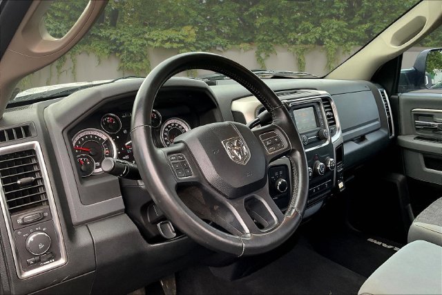 Used 2016 RAM 2500 SLT w/ Popular Equipment Group AWD/4WD image 13